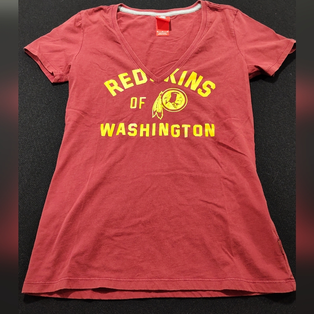 Washington Redskins Women's Medium V Neck Short Sleeve T-shirt, Nike Official - Picture 2 of 10